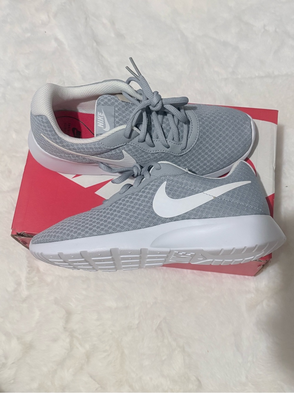 Nike Women's Light Gray Mesh Running Sneakers with White Swoosh - Picture 1 of 14